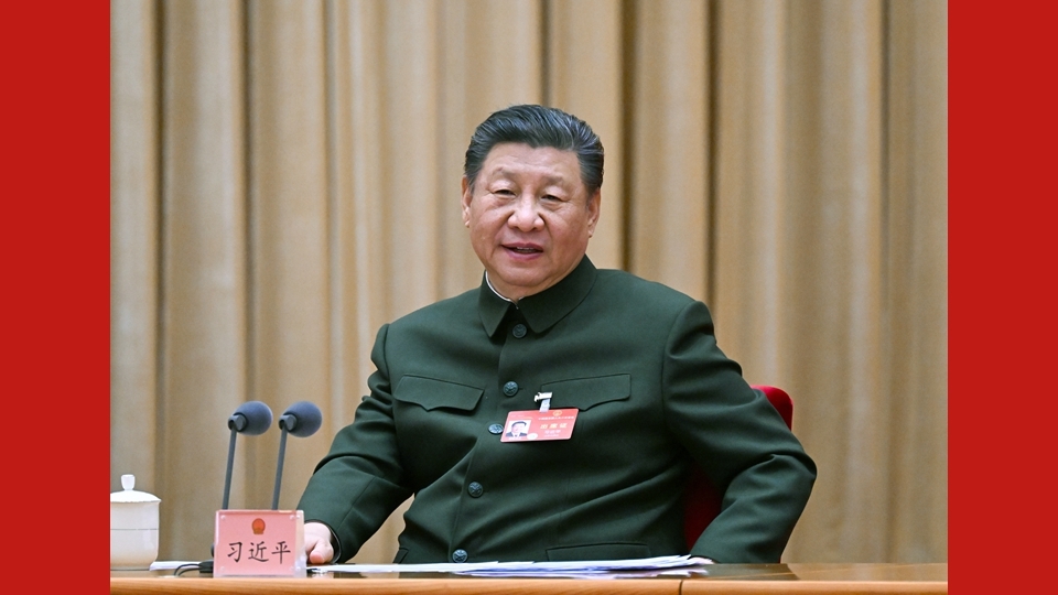习近平出席解放军和武警部队代表团全体会议