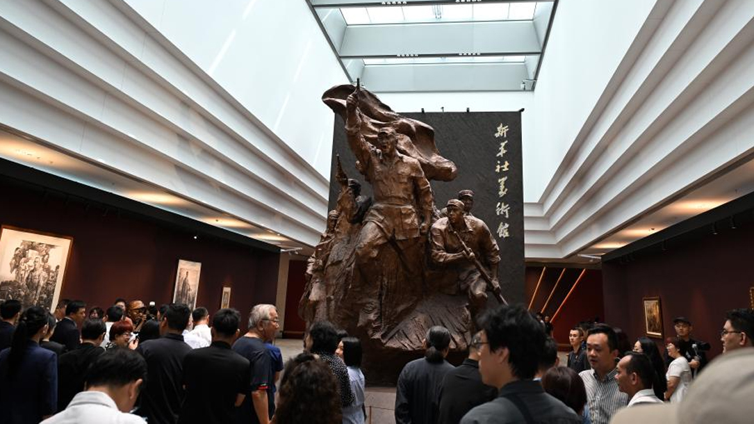 “国社之镜·世纪光影之人民必胜”艺术...